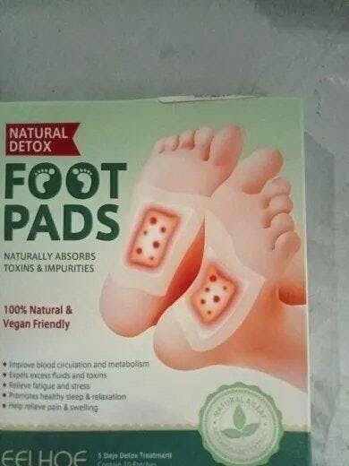 100% Merbal & Gentle Ingredient Detox Foot Pads (BUY 1 GET 1 FREE)