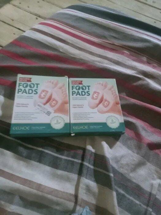 100% Merbal & Gentle Ingredient Detox Foot Pads (BUY 1 GET 1 FREE)