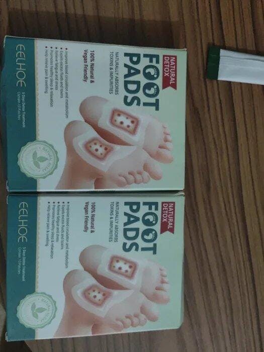 100% Merbal & Gentle Ingredient Detox Foot Pads (BUY 1 GET 1 FREE)