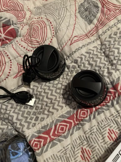 MagBeat | Mangnetic Bluetooth speaker